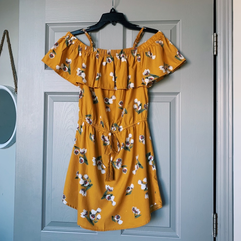 Off the Shoulder Dress🌼